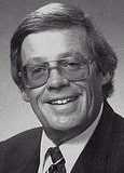 Dick Munn Warburton, Jr.