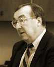 Daniel E Berndt