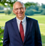 Andrew J. Reinhardt