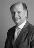Andrew S de Klerk