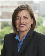 Ashley R Dobbs