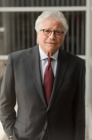 Bryan L Schefman