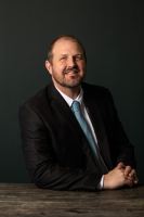 Mr. Carl Thomas Stolhandske II
