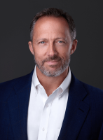 Mr. David Markham Minces