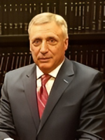 Elliot Scott Schlissel