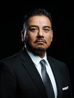 Jose L Mendoza