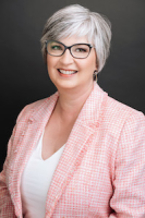 Julie Travis Moss