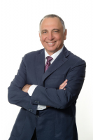 Larry Michael Kazanjian