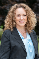 Laura Ruvolo Lipp, Esq.