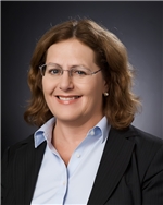 Ms. Leslie Gern Cloyd