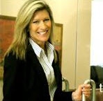 Leslie H McLeod
