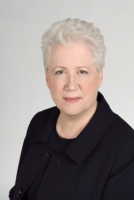 Leslie Leigh Veon