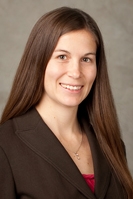 Ms. Lindsey Marie Hoelzle
