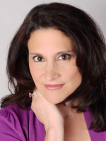 Lisa J Pezzano