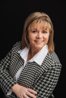 Mary Beth Kur