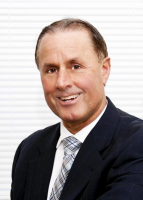 Nicholas R Nesi