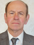 Paul M Uhlik