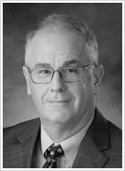 Richard E Biedenharn