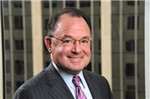 Robert L Holzberg