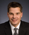 Robert L Stearns