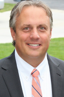 Ryan J Schriever