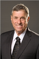 Stephen F Danz