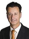 Steve Lewis