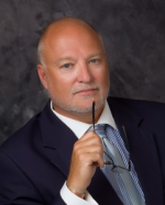 Thomas W Richards