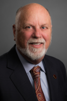 Vance R Andrus
