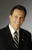 Mr Walter L Henderson